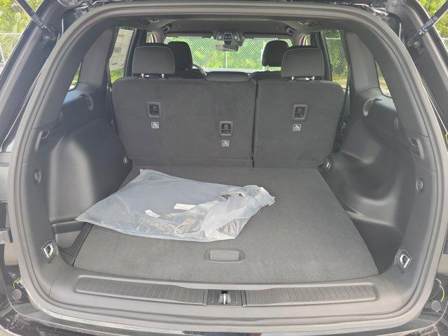 new 2025 Jeep Grand Cherokee car, priced at $33,847