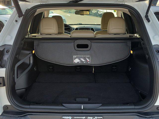 used 2018 Jeep Cherokee car, priced at $14,951