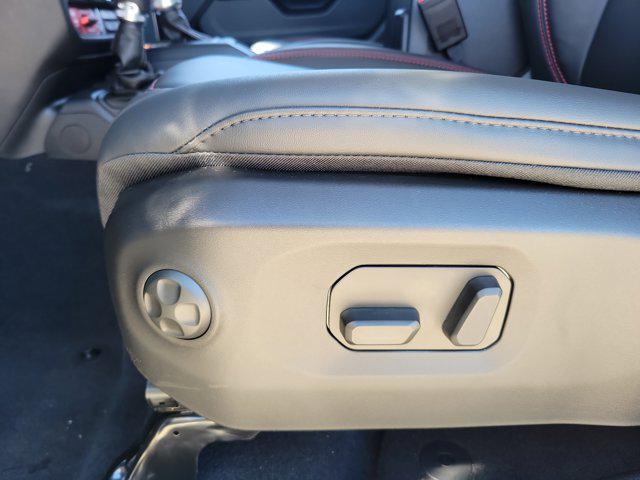 new 2025 Jeep Gladiator car, priced at $49,004