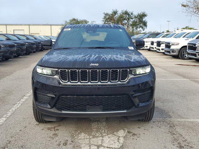 new 2025 Jeep Grand Cherokee car, priced at $34,920