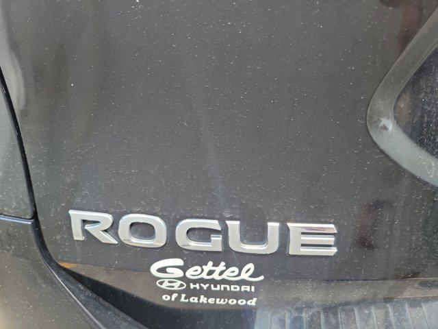 used 2015 Nissan Rogue car, priced at $10,526