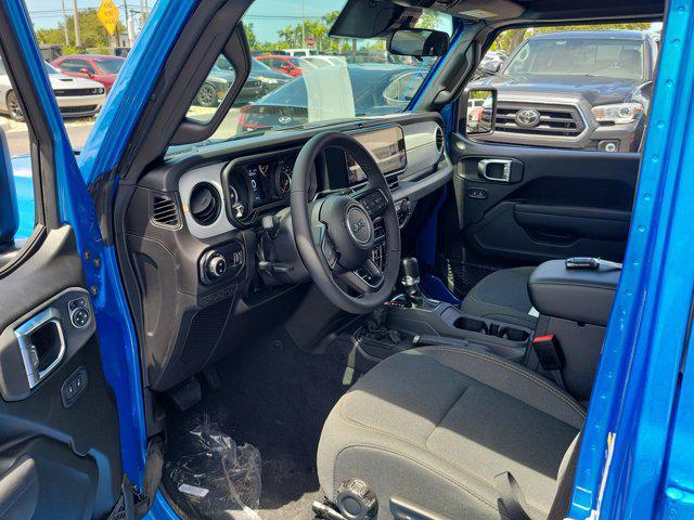 new 2025 Jeep Gladiator car, priced at $41,626