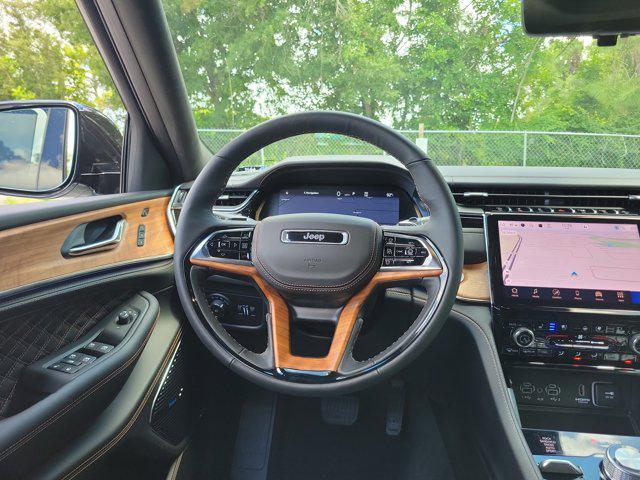 new 2025 Jeep Grand Cherokee car, priced at $59,942