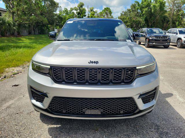 new 2025 Jeep Grand Cherokee car, priced at $59,942