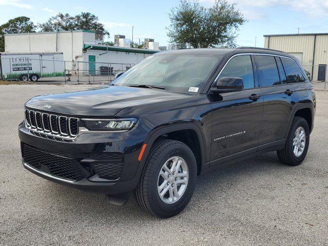 new 2025 Jeep Grand Cherokee car, priced at $31,925