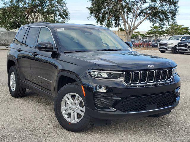 new 2025 Jeep Grand Cherokee car, priced at $31,925