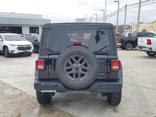 new 2025 Jeep Wrangler car, priced at $40,985