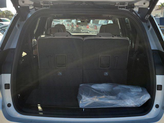 new 2025 Jeep Grand Cherokee L car, priced at $42,724