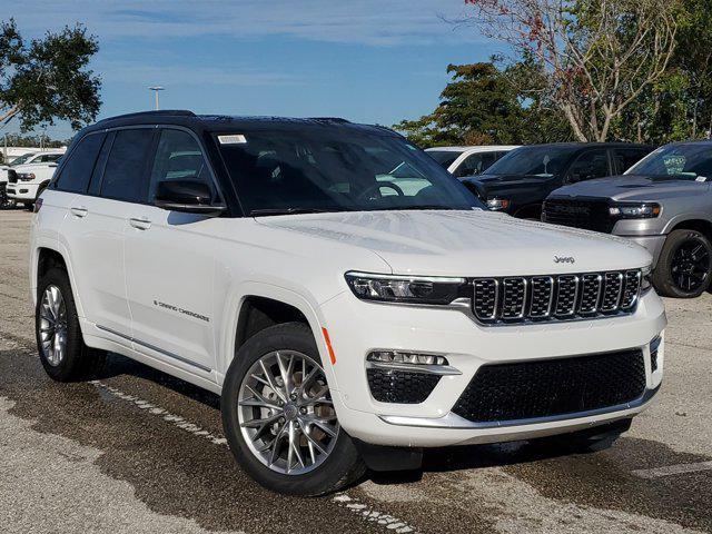 new 2025 Jeep Grand Cherokee car, priced at $55,355