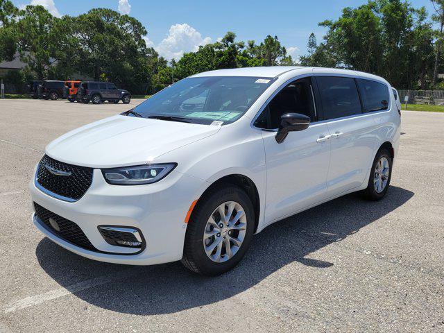 new 2025 Chrysler Pacifica car, priced at $41,087