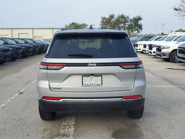 new 2025 Jeep Grand Cherokee car, priced at $34,300