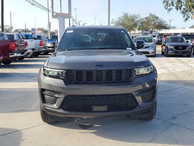 new 2025 Jeep Grand Cherokee car, priced at $38,075