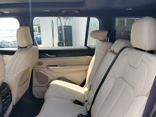 new 2025 Jeep Grand Cherokee L car, priced at $43,079