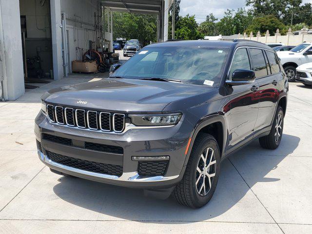 new 2025 Jeep Grand Cherokee L car, priced at $43,079