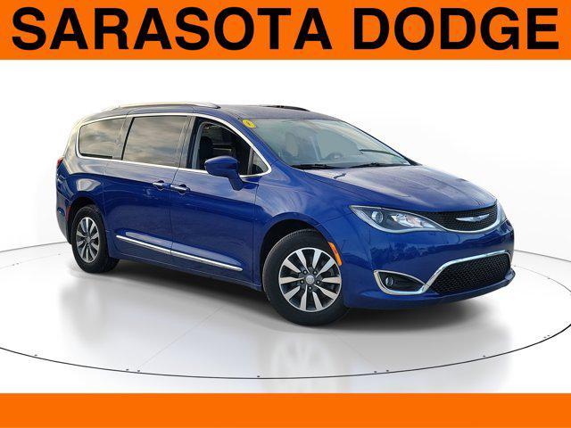 used 2020 Chrysler Pacifica car, priced at $19,129