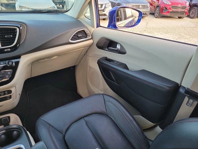 used 2020 Chrysler Pacifica car, priced at $19,129