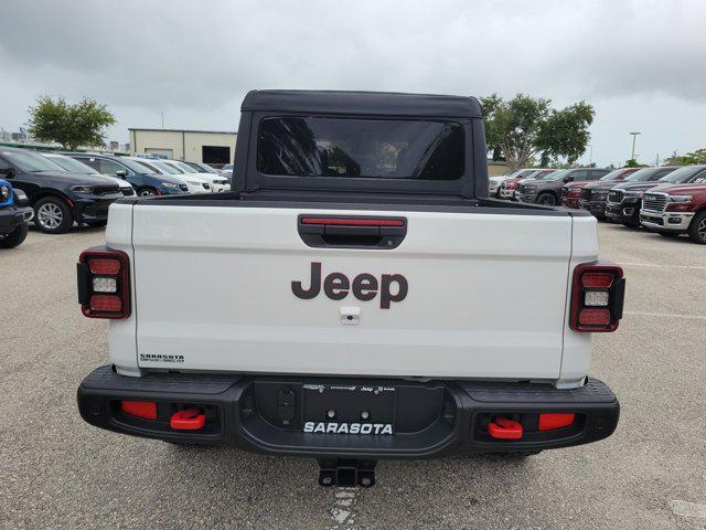 new 2025 Jeep Gladiator car, priced at $46,704