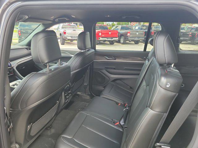 new 2025 Jeep Grand Cherokee L car, priced at $37,657