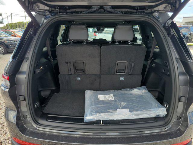 new 2025 Jeep Grand Cherokee L car, priced at $37,657