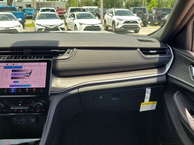 new 2025 Jeep Grand Cherokee L car, priced at $41,955
