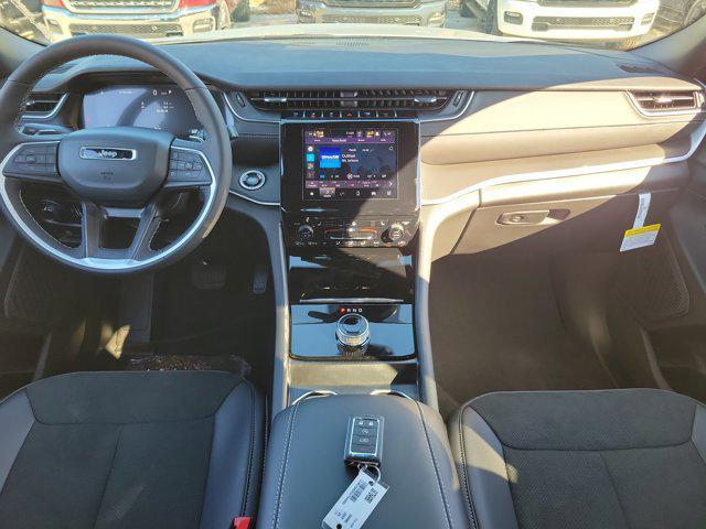 new 2025 Jeep Grand Cherokee car, priced at $37,149