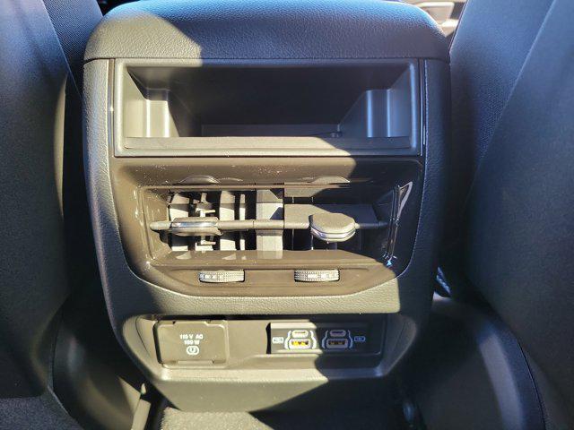 new 2025 Jeep Grand Cherokee car, priced at $37,149