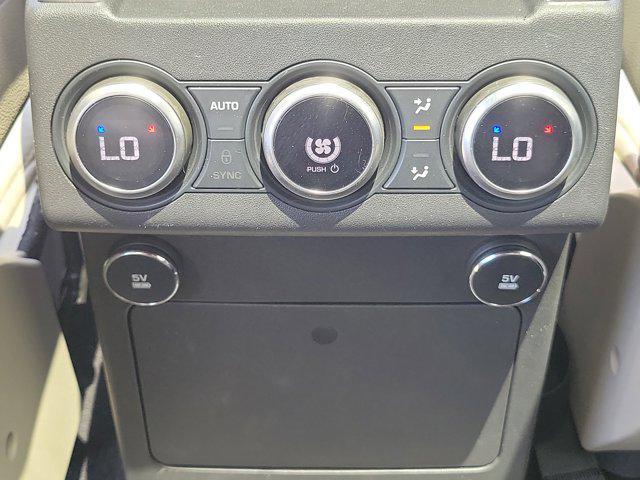 used 2018 Land Rover Discovery car, priced at $14,746