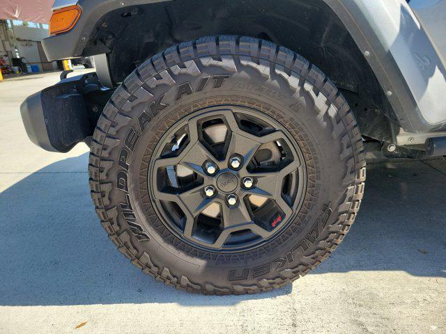 used 2021 Jeep Gladiator car, priced at $32,855
