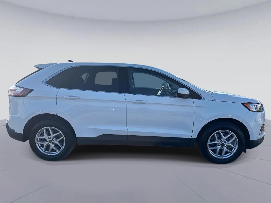 used 2024 Ford Edge car, priced at $20,995