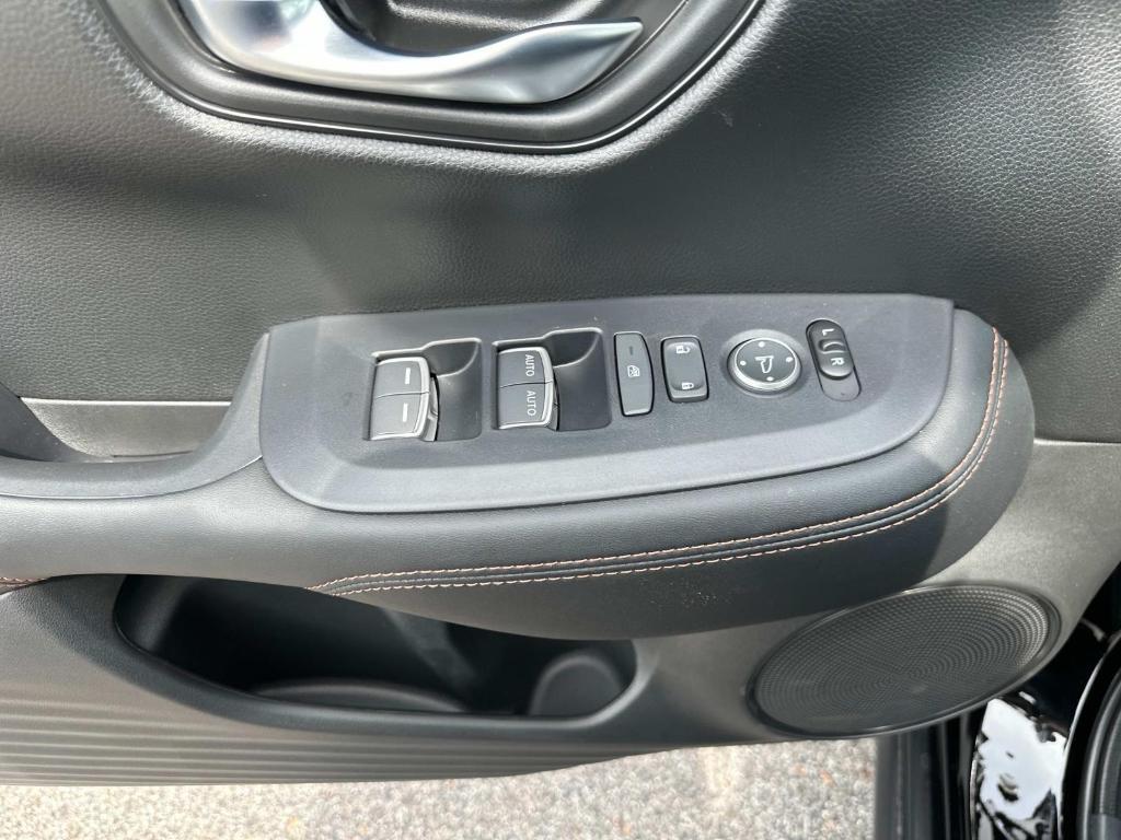 new 2025 Honda HR-V car, priced at $28,895