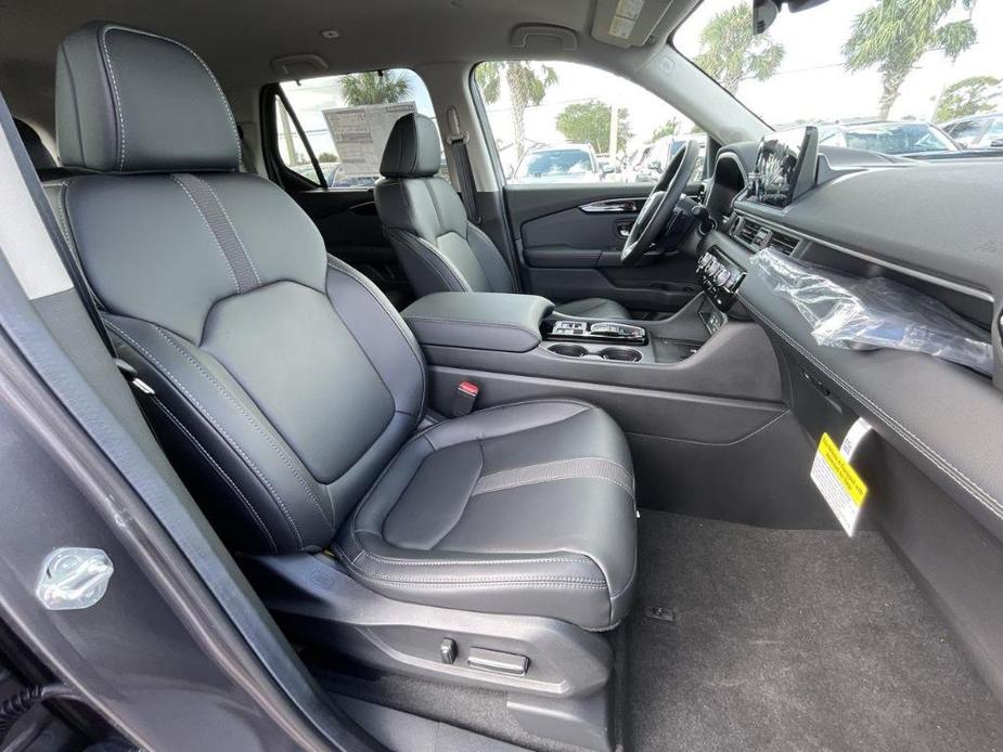 new 2025 Honda Pilot car, priced at $46,995