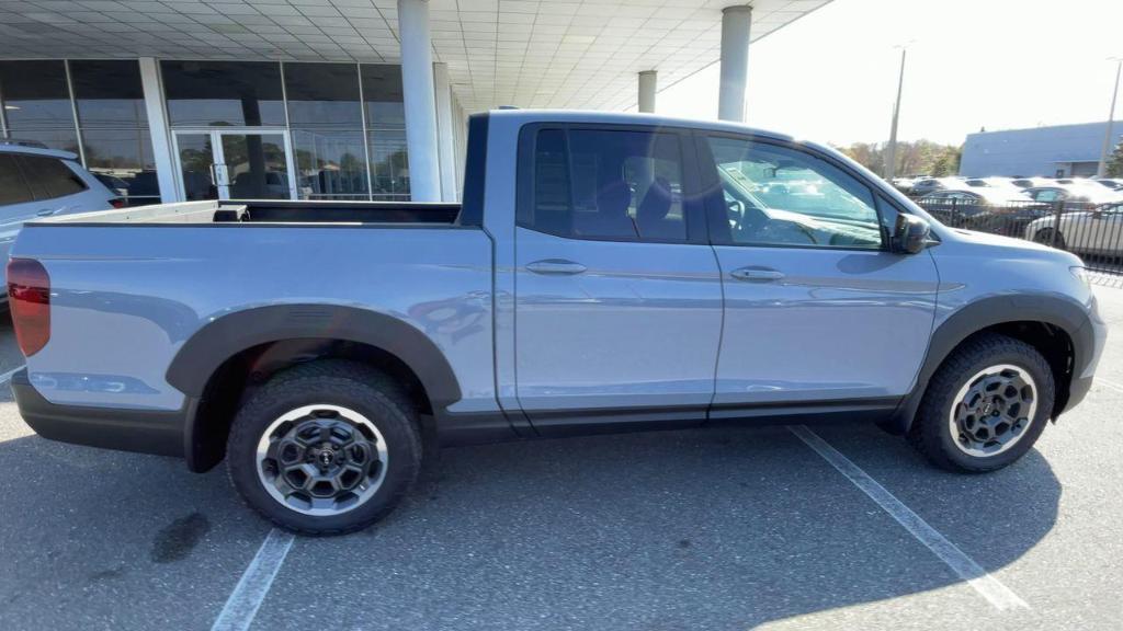 new 2024 Honda Ridgeline car, priced at $44,700