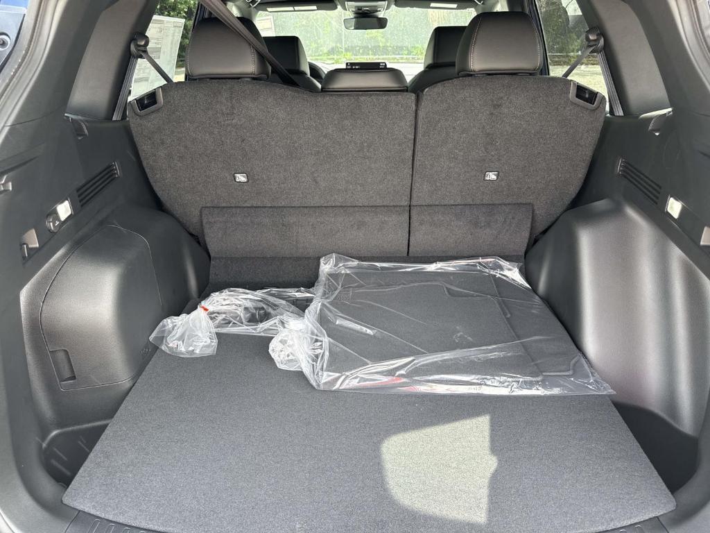 new 2026 Honda CR-V Hybrid car, priced at $40,175