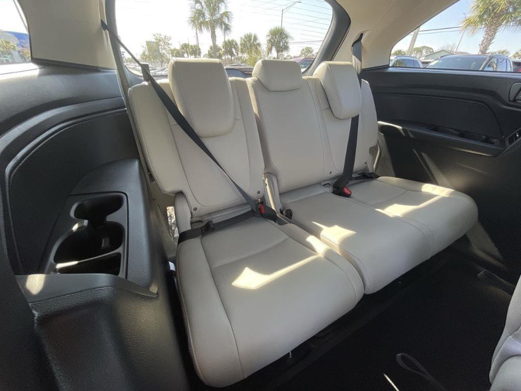 new 2025 Honda Odyssey car, priced at $44,365