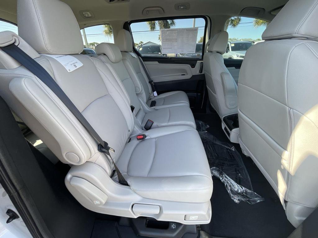 new 2025 Honda Odyssey car, priced at $44,365