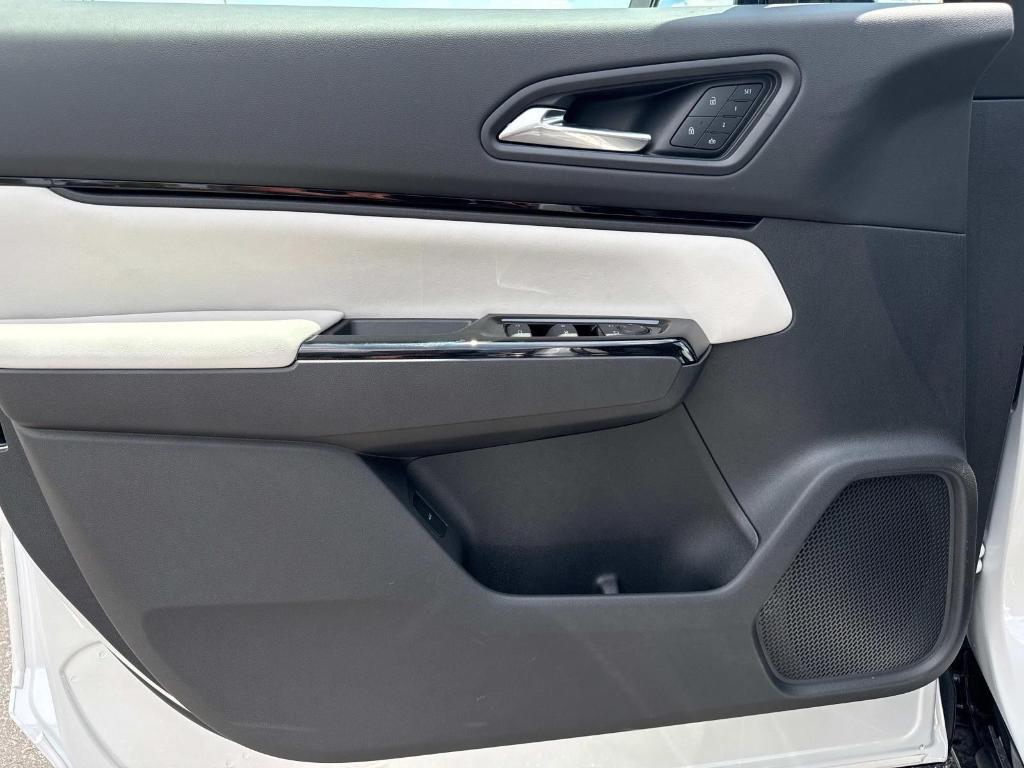 new 2025 Honda Prologue car, priced at $46,105