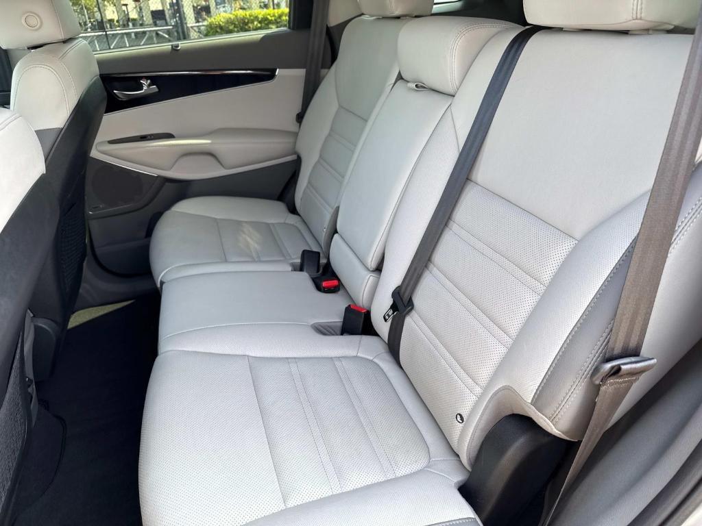 used 2018 Kia Sorento car, priced at $17,494