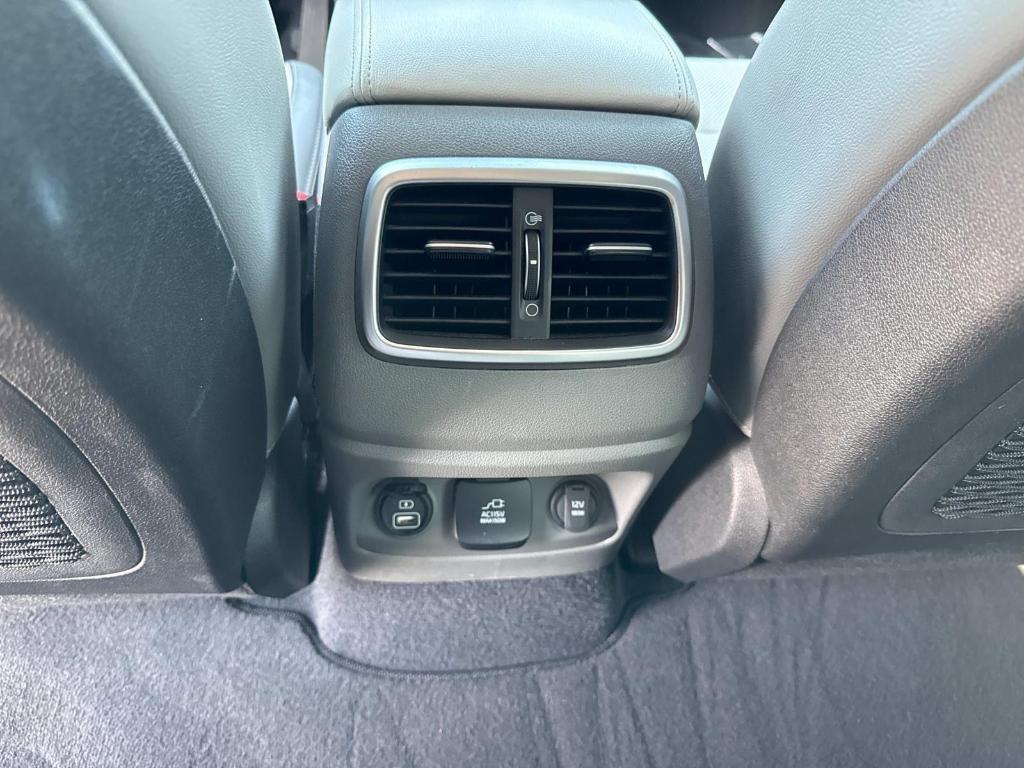 used 2018 Kia Sorento car, priced at $17,494