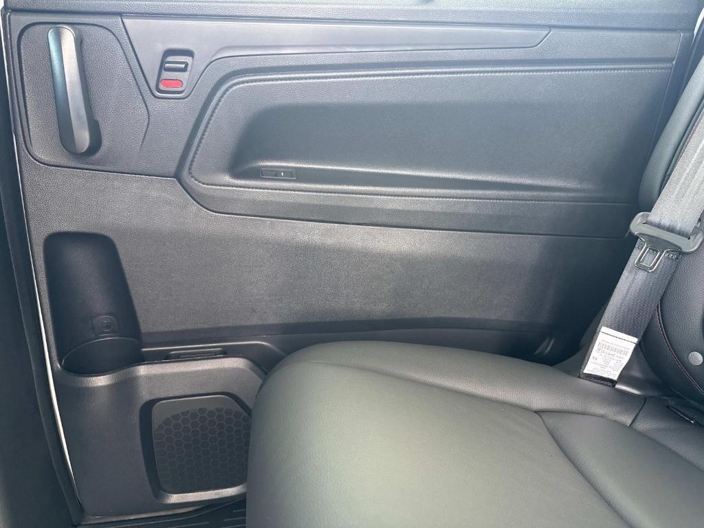 new 2025 Honda Odyssey car, priced at $45,275