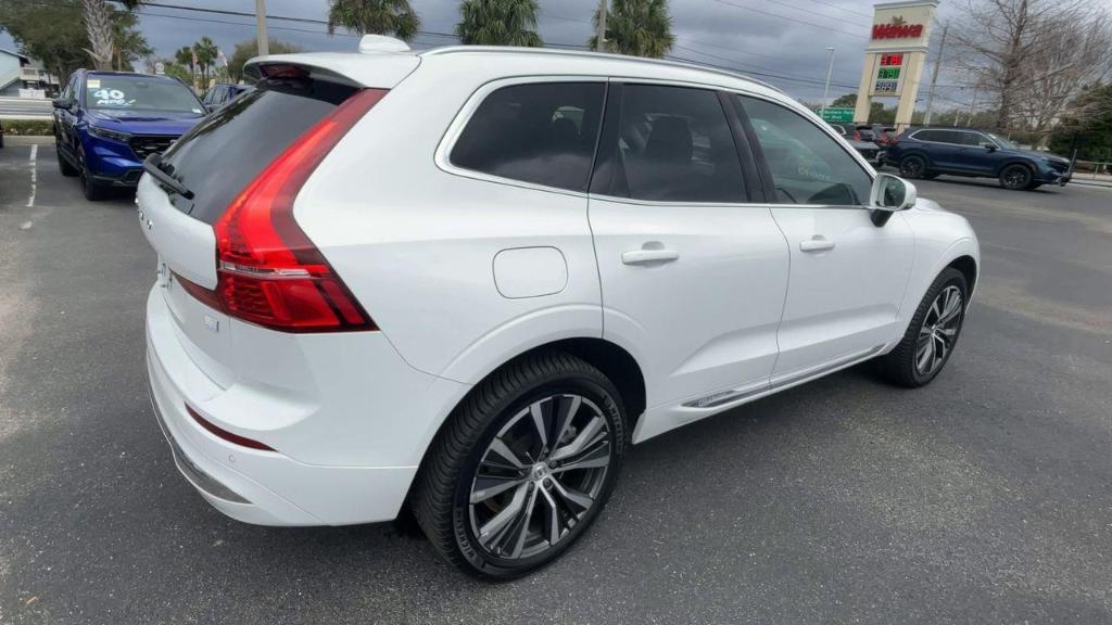 used 2022 Volvo XC60 Recharge Plug-In Hybrid car, priced at $35,794