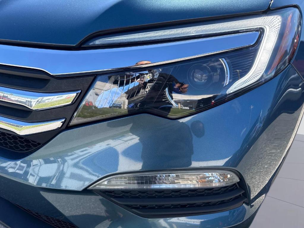 used 2016 Honda Pilot car, priced at $17,595