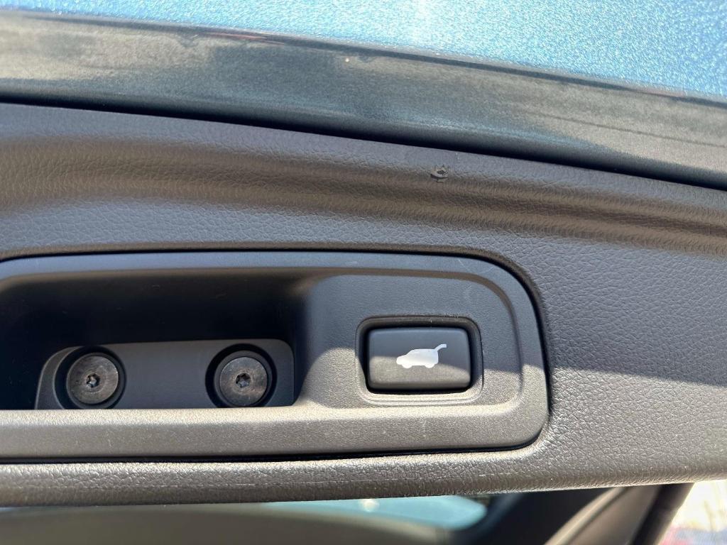 used 2016 Honda Pilot car, priced at $17,595