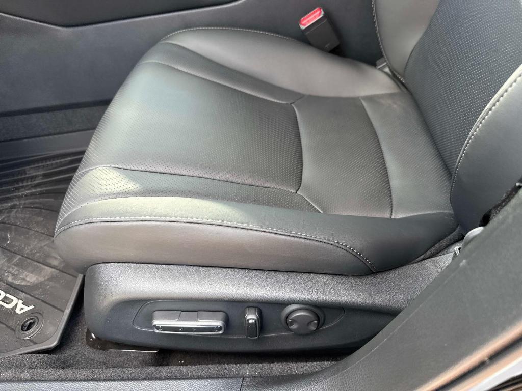 new 2025 Honda Accord Hybrid car, priced at $40,495