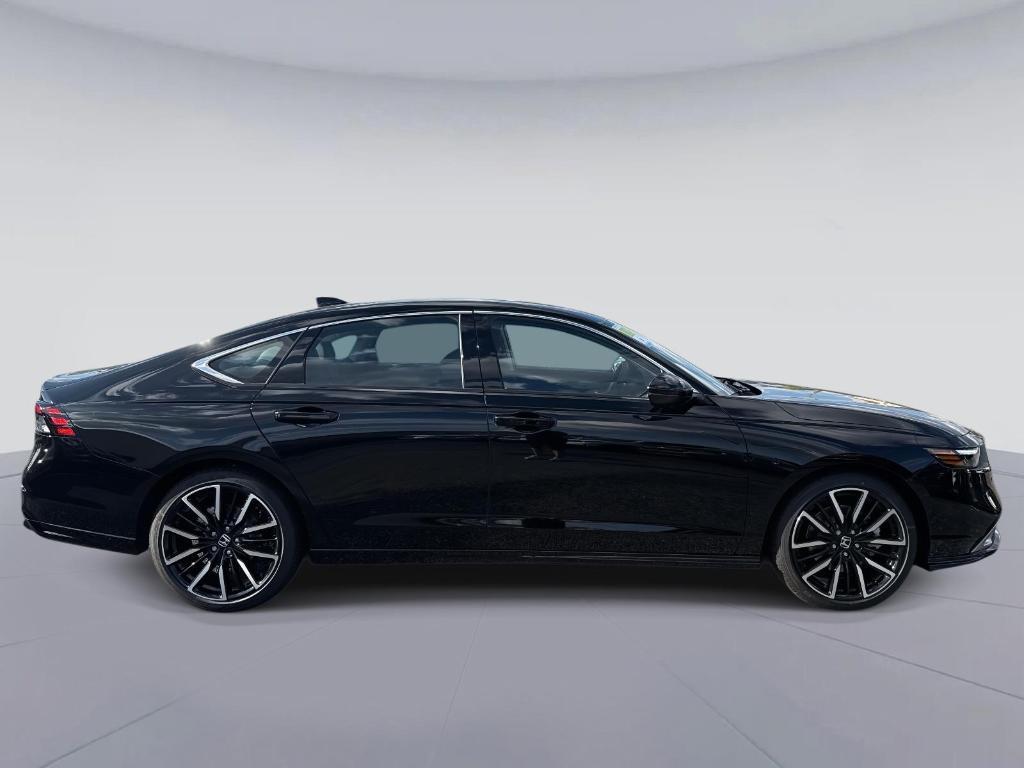 new 2025 Honda Accord Hybrid car, priced at $40,495