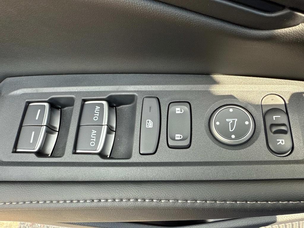 new 2025 Honda Accord Hybrid car, priced at $36,980