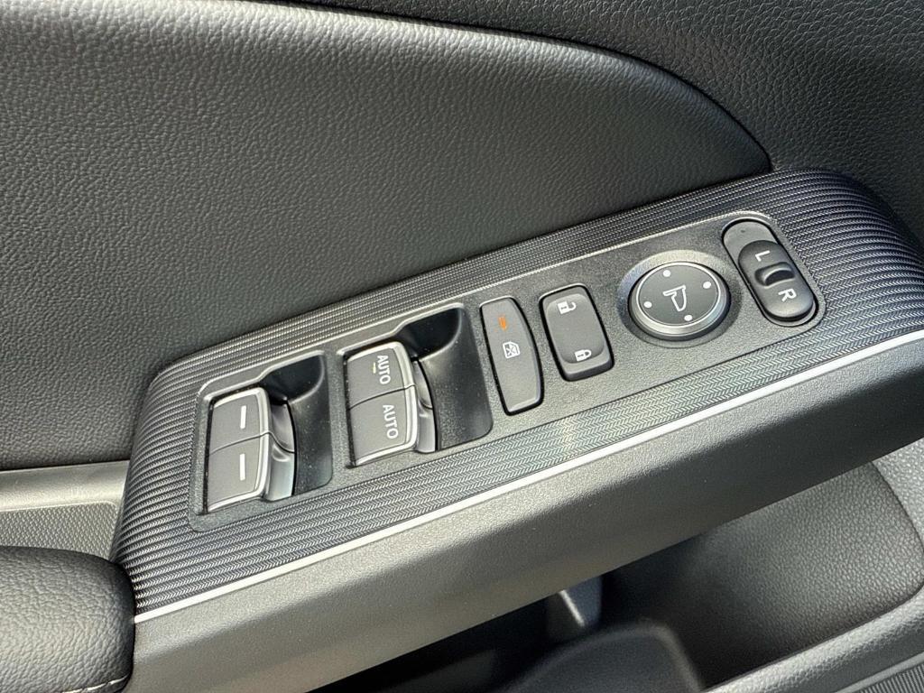 new 2026 Honda Civic Hybrid car, priced at $33,445