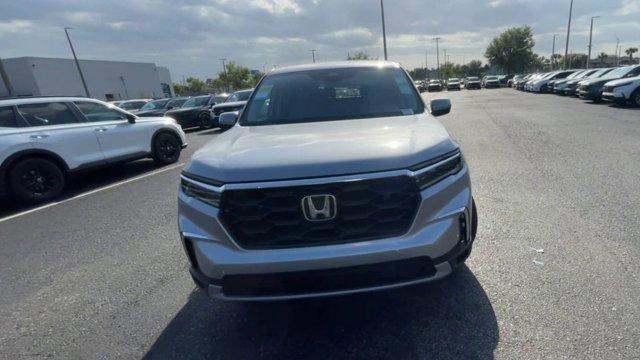 new 2025 Honda Pilot car, priced at $44,895