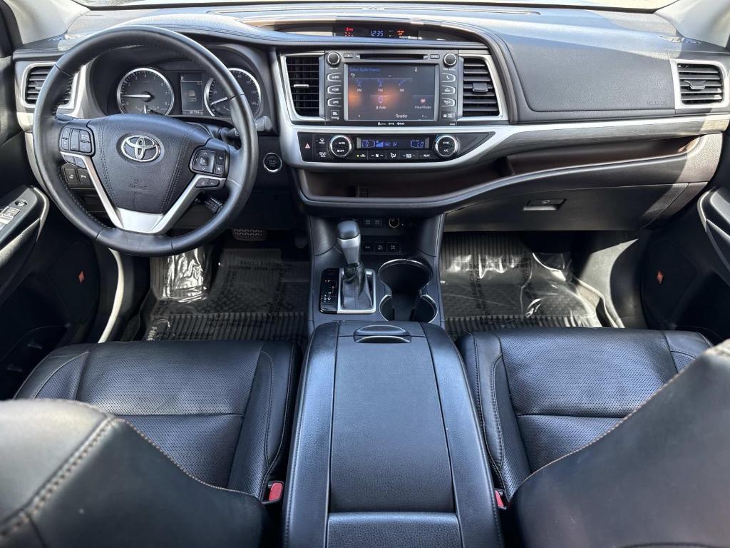 used 2018 Toyota Highlander car, priced at $26,995