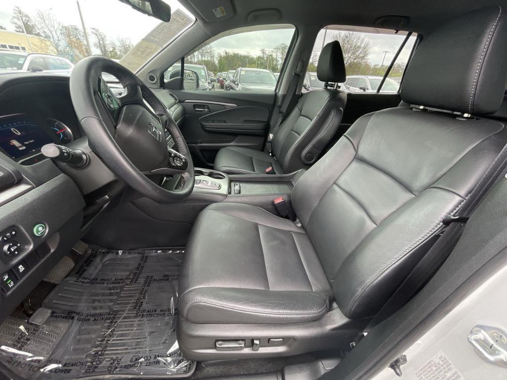 used 2022 Honda Pilot car, priced at $29,494