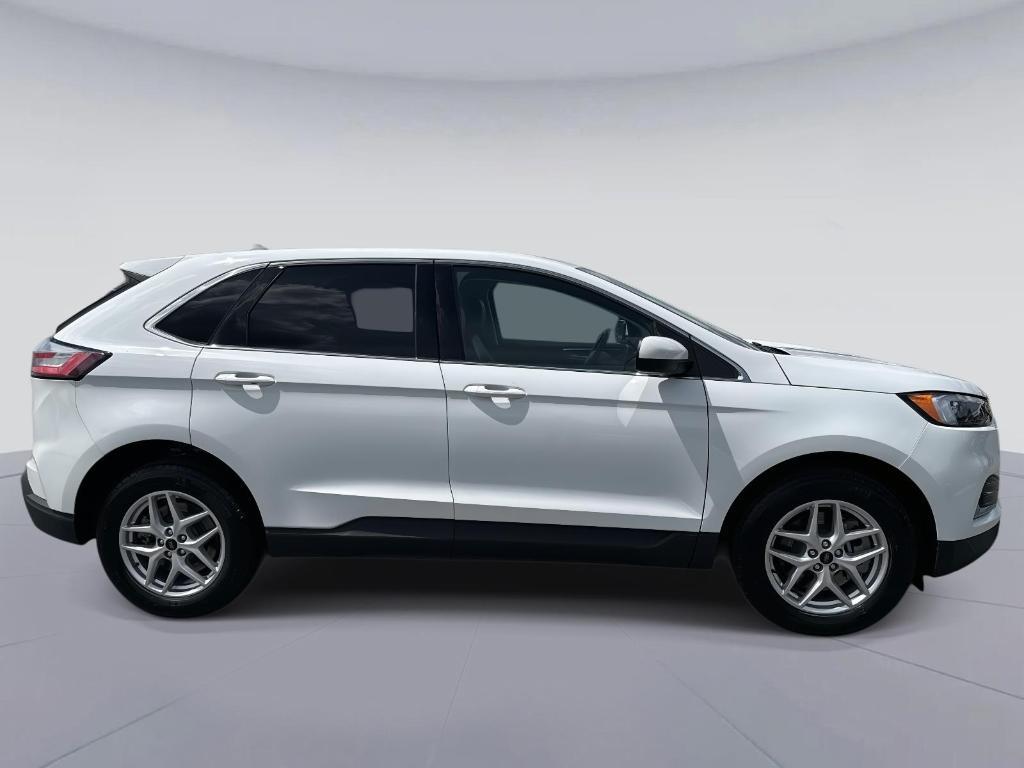 used 2024 Ford Edge car, priced at $20,595
